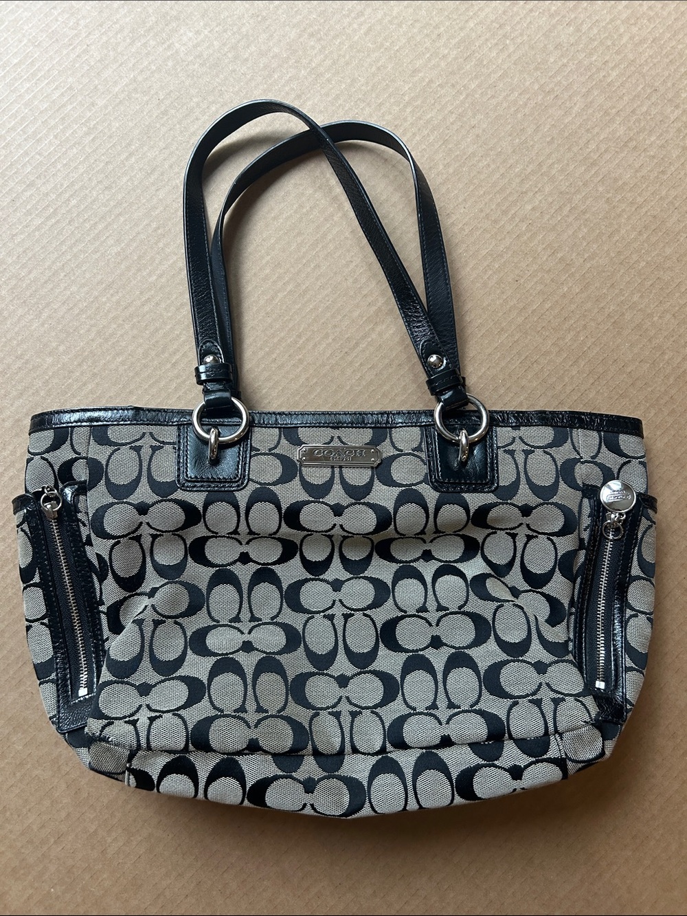 Coach Y2K F19249 Gray, Black & silver, Signature Tote, w/ zippered side pockets